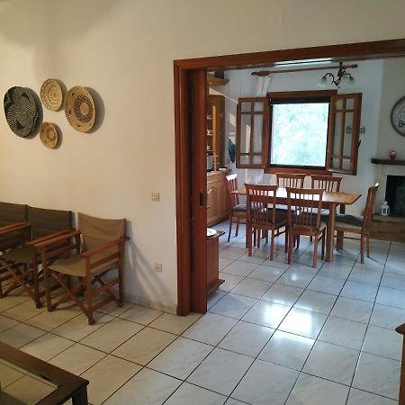Villa Dimitris Áfra Exterior photo
