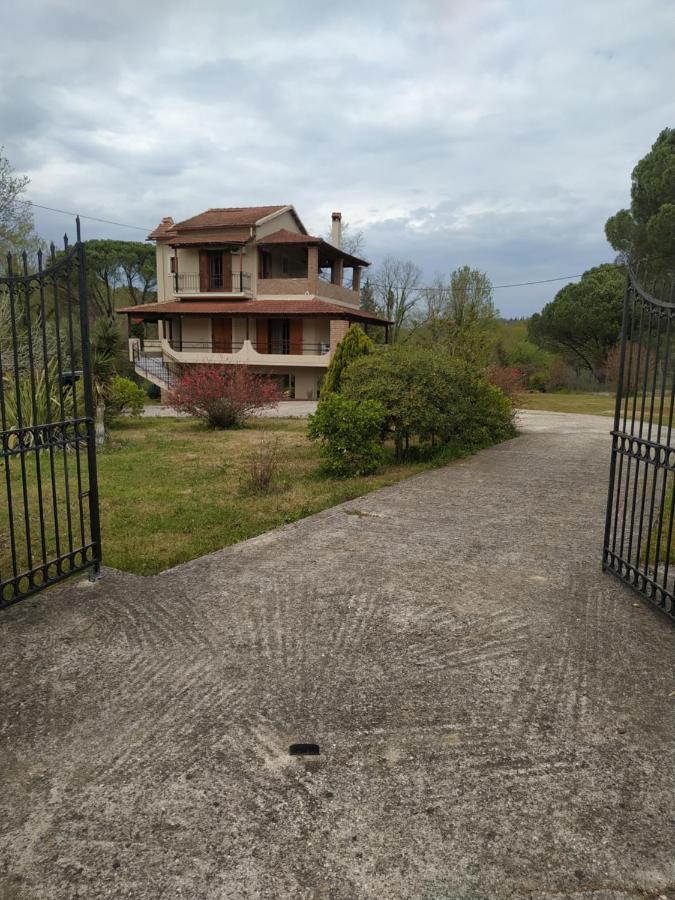 Villa Dimitris Áfra Exterior photo