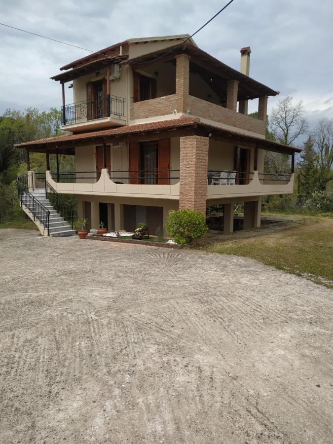 Villa Dimitris Áfra Exterior photo