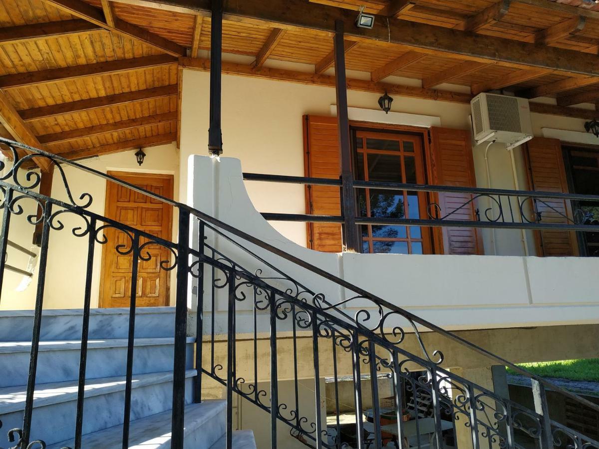 Villa Dimitris Áfra Exterior photo